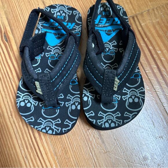Reef skull heel strap black blue flip flops SIZE 3 NEW - Picture 4 of 5